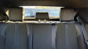 Peugeot 208 50kWh GT Line Hatchback 5dr Electric Auto (136 ps)