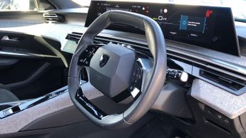 Peugeot 5008 73kWh GT SUV 5dr Electric Auto (210 ps)