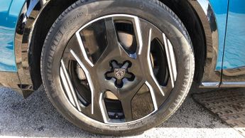 Peugeot 5008 73kWh GT SUV 5dr Electric Auto (210 ps)