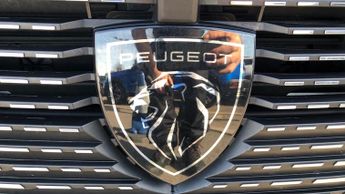 Peugeot 308 1.2 PureTech Allure Premium Hatchback 5dr Petrol EAT Euro 6 (s/s