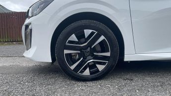 Peugeot 208 50kWh Allure Hatchback 5dr Electric Auto (7.4kW Charger) (136 ps