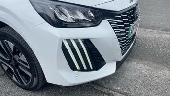 Peugeot 208 50kWh Allure Hatchback 5dr Electric Auto (7.4kW Charger) (136 ps