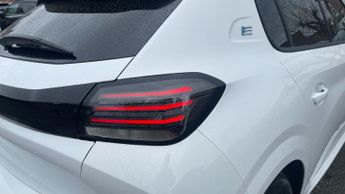 Peugeot 208 50kWh Allure Hatchback 5dr Electric Auto (7.4kW Charger) (136 ps