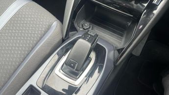 Peugeot 2008 1.2 PureTech Allure Premium SUV 5dr Petrol EAT Euro 6 (s/s) (130