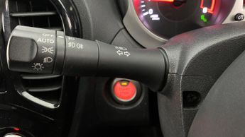 Nissan Juke 1.6 Tekna SUV 5dr Petrol XTRON Euro 6 (117 ps)