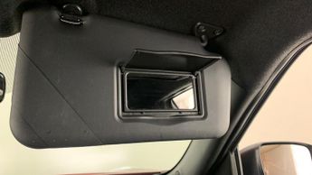 Nissan Juke 1.6 Tekna SUV 5dr Petrol XTRON Euro 6 (117 ps)