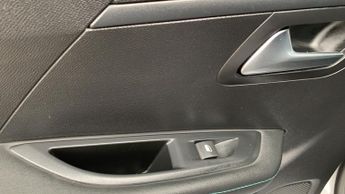 Peugeot 208 50kWh Allure Premium + Hatchback 5dr Electric Auto (7.4kW Charge