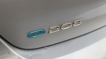 Peugeot 208 50kWh Allure Premium + Hatchback 5dr Electric Auto (7.4kW Charge
