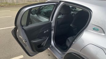 Peugeot 208 50kWh Allure Premium + Hatchback 5dr Electric Auto (7.4kW Charge