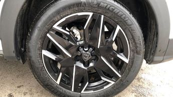 Peugeot 3008 SUV 1.2 HYBRID GT SUV 5dr Petrol Hybrid e-DSC6 Euro 6 (s/s) (136 ps)