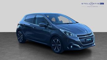 Peugeot 208 1.2 PureTech Tech Edition Hatchback 5dr Petrol Manual Euro 6 (s/