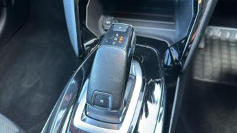 Peugeot 208 1.2 PureTech Allure Hatchback 5dr Petrol EAT Euro 6 (s/s) (130 p