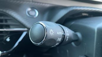 Peugeot 2008 50kWh GT SUV 5dr Electric Auto (136 ps)