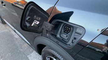 Peugeot 2008 50kWh GT SUV 5dr Electric Auto (136 ps)