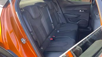 Peugeot 2008 50kWh GT Premium SUV 5dr Electric Auto (136 ps)