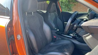 Peugeot 2008 50kWh GT Premium SUV 5dr Electric Auto (136 ps)