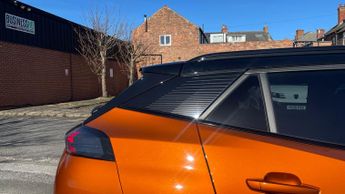 Peugeot 2008 50kWh GT Premium SUV 5dr Electric Auto (136 ps)