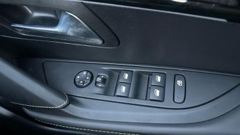 Peugeot 208 50kWh GT Premium Hatchback 5dr Electric Auto (7kW Charger) (136 