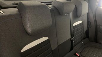 Citroen C3 Standard Range 44kWh PLUS Hatchback 5dr Electric Auto (7.4kW Cha