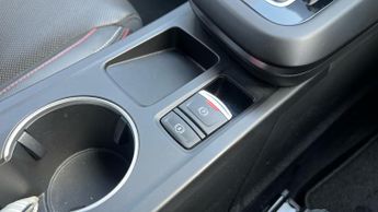 Renault Arkana 1.3 MHEV r.s. line SUV 5dr Petrol EDC 2WD Euro 6 (s/s) (140 ps)