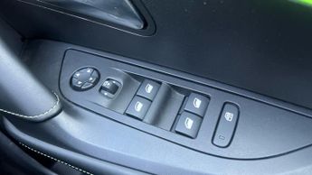 Peugeot 2008 50kWh GT SUV 5dr Electric Auto (7kW Charger) (136 ps)