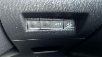 Peugeot 2008 50kWh GT SUV 5dr Electric Auto (7kW Charger) (136 ps)