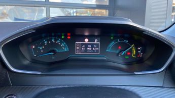 Peugeot 208 50kWh Allure Hatchback 5dr Electric Auto (136 ps)
