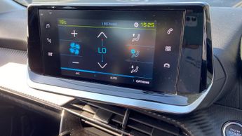 Peugeot 208 50kWh Allure Hatchback 5dr Electric Auto (136 ps)