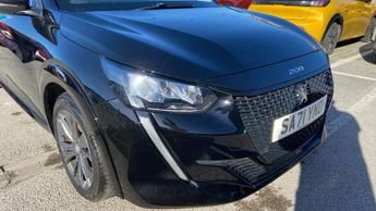 Peugeot 208 50kWh Allure Hatchback 5dr Electric Auto (136 ps)