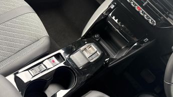 Peugeot 208 50kWh E-Style Hatchback 5dr Electric Auto (7.4kW Charger) (136 p