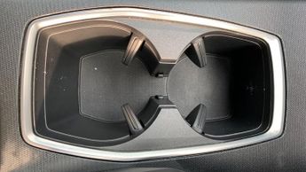 Peugeot 3008 SUV 1.2 HYBRID GT SUV 5dr Petrol Hybrid e-DSC6 Euro 6 (s/s) (136 ps)