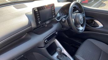 Toyota Yaris 1.5 VVT-h Icon Hatchback 5dr Petrol Hybrid E-CVT Euro 6 (s/s) (1