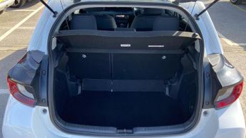 Toyota Yaris 1.5 VVT-h Icon Hatchback 5dr Petrol Hybrid E-CVT Euro 6 (s/s) (1