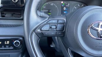 Toyota Yaris 1.5 VVT-h Icon Hatchback 5dr Petrol Hybrid E-CVT Euro 6 (s/s) (1