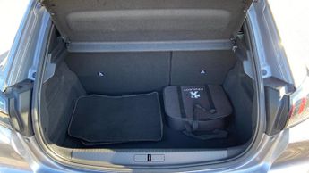 Peugeot 208 50kWh Allure Premium Hatchback 5dr Electric Auto (7kW Charger) (