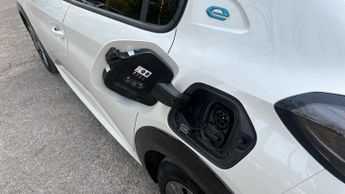 Peugeot 208 50kWh Allure Premium Hatchback 5dr Electric Auto (7kW Charger) (