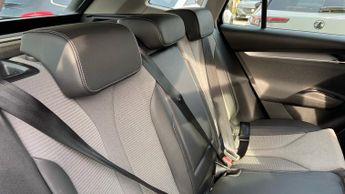 Skoda Enyaq 62kWh 60 SUV 5dr Electric Auto (DC120kW) (179 ps)