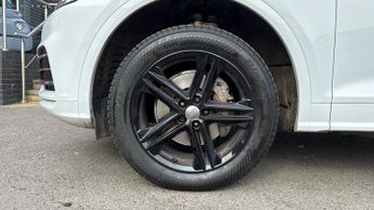 Audi Q5 2.0 TFSI 45 S line SUV 5dr Petrol S Tronic quattro Euro 6 (s/s) 