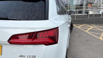 Audi Q5 2.0 TFSI 45 S line SUV 5dr Petrol S Tronic quattro Euro 6 (s/s) 