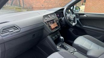 Volkswagen Tiguan 2.0 TDI R-Line Tech SUV 5dr Diesel DSG Euro 6 (s/s) (150 ps)