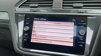 Volkswagen Tiguan 2.0 TDI R-Line Tech SUV 5dr Diesel DSG Euro 6 (s/s) (150 ps)