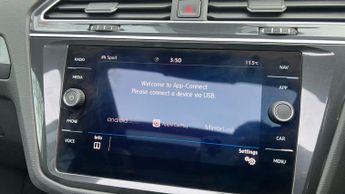 Volkswagen Tiguan 2.0 TDI R-Line Tech SUV 5dr Diesel DSG Euro 6 (s/s) (150 ps)