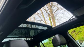 Volkswagen Tiguan 2.0 TDI R-Line Tech SUV 5dr Diesel DSG Euro 6 (s/s) (150 ps)