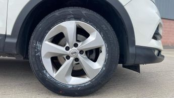 Nissan Qashqai 1.3 DIG-T Acenta Premium SUV 5dr Petrol DCT Auto Euro 6 (s/s) (1