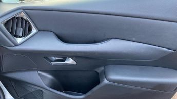 DS Automobiles Ds 3 Crossback E-TENSE 50kWh Bastille Crossback 5dr Electric Auto (136 ps)