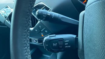 DS Automobiles Ds 3 Crossback E-TENSE 50kWh Bastille Crossback 5dr Electric Auto (136 ps)