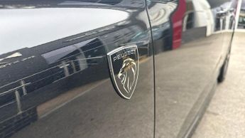 Peugeot 308 1.2 HYBRID GT Hatchback 5dr Petrol Hybrid e-DSC6 Euro 6 (s/s) (1