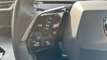 Peugeot 5008 73kWh GT SUV 5dr Electric Auto (210 ps)