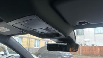 Peugeot 5008 73kWh GT SUV 5dr Electric Auto (210 ps)