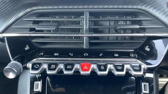 Peugeot 2008 50kWh GT SUV 5dr Electric Auto (136 ps)